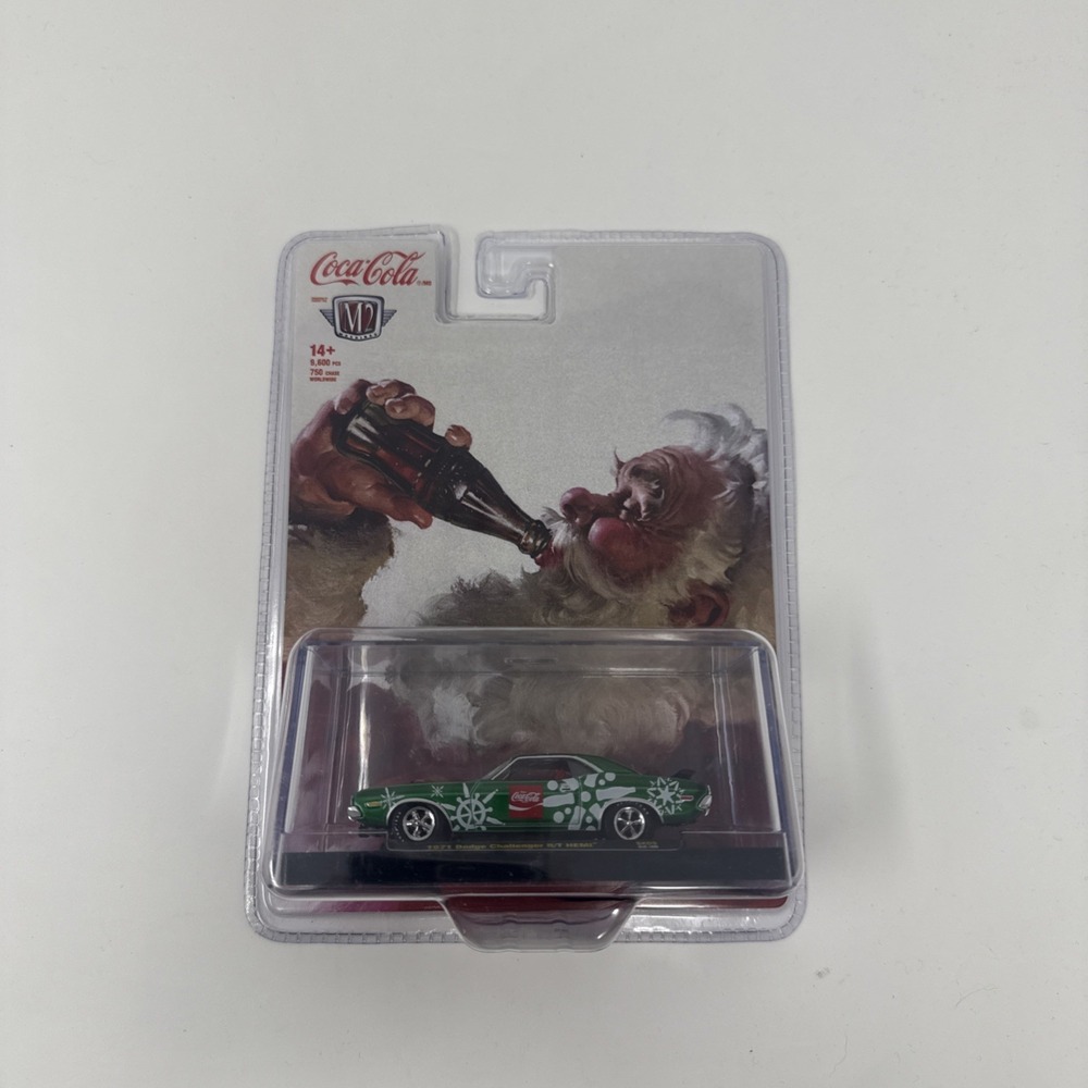 M2 Machines 2024 Coca-Cola Christmas 1971 Dodge Challenger‎ R/T Hemi SK09